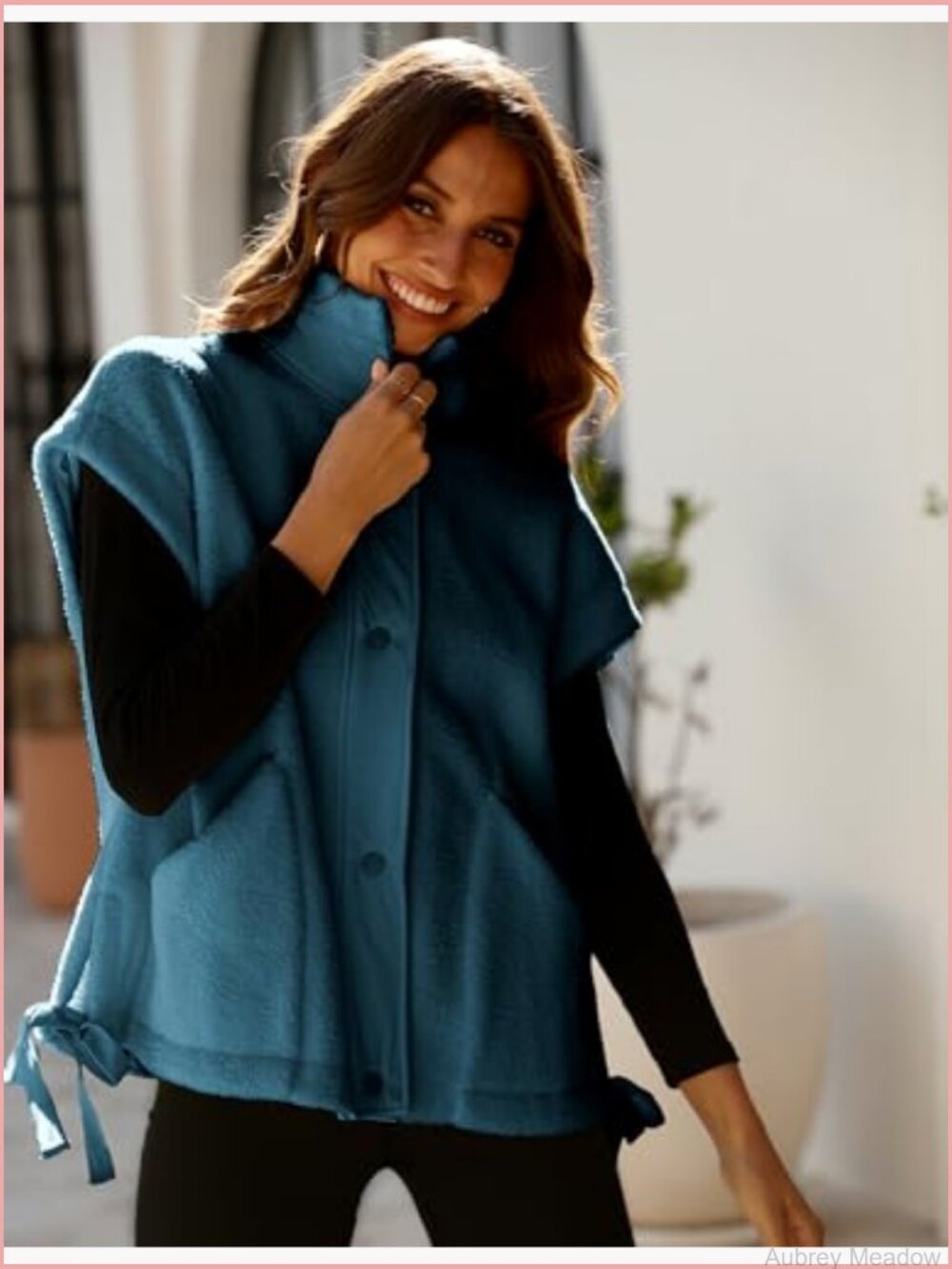 Women's Oversized Fleece Vest Sleeveless Sherpa Jacket Button Down with Pockets - Picture 5 of 7